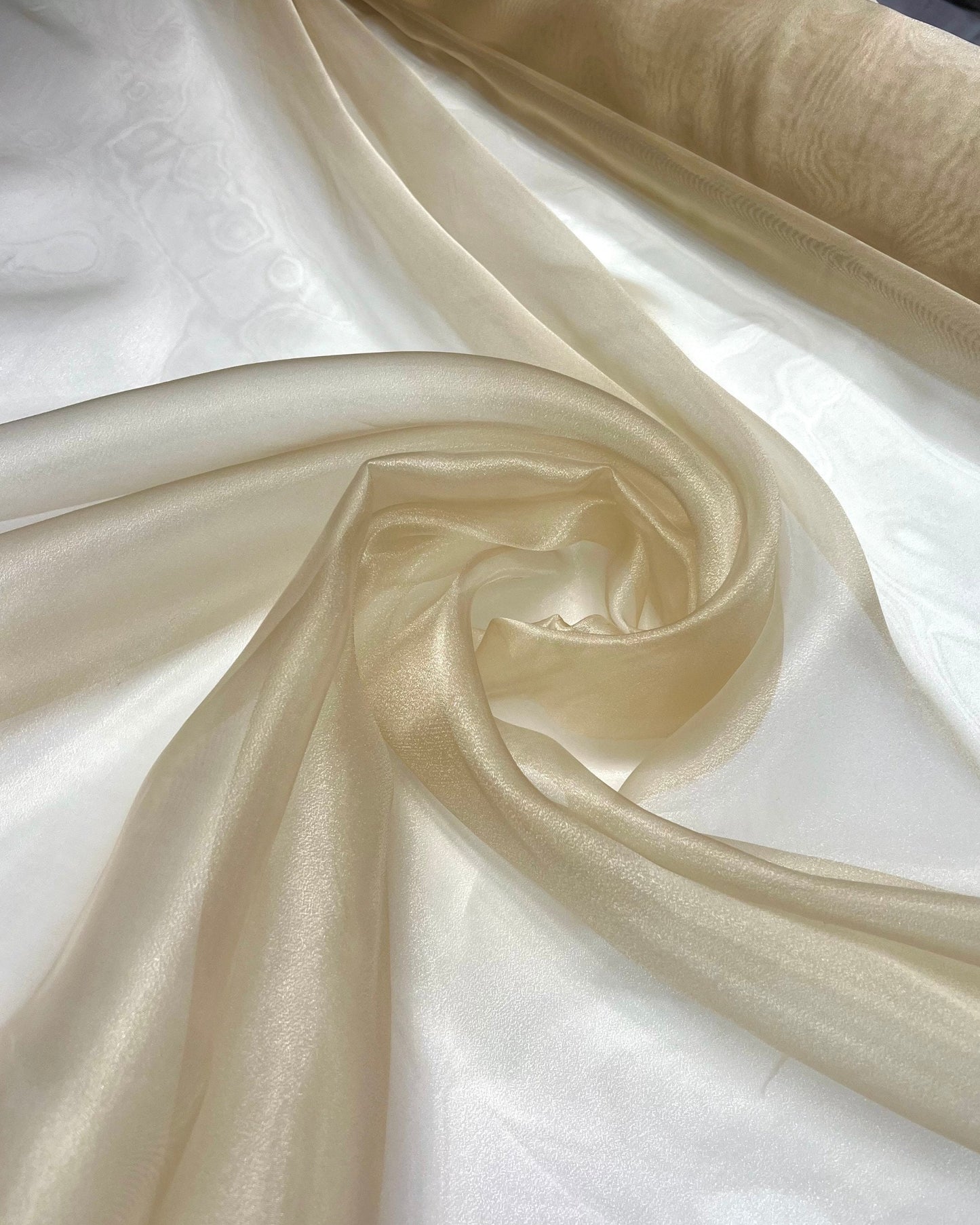 champagne organza